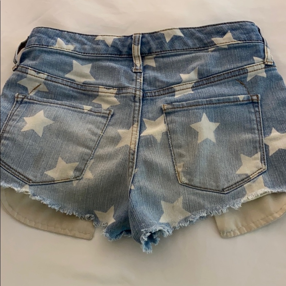 STAR SHORTS!! - Picture 3 of 3